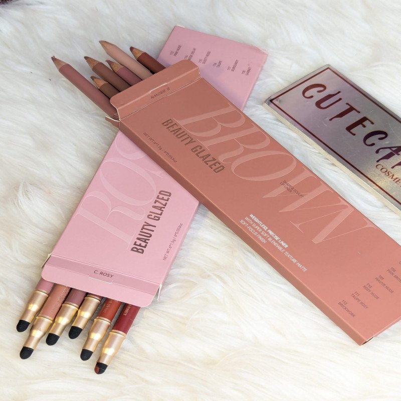 Beauty Glazed Shape and Sculpt Lip Liner