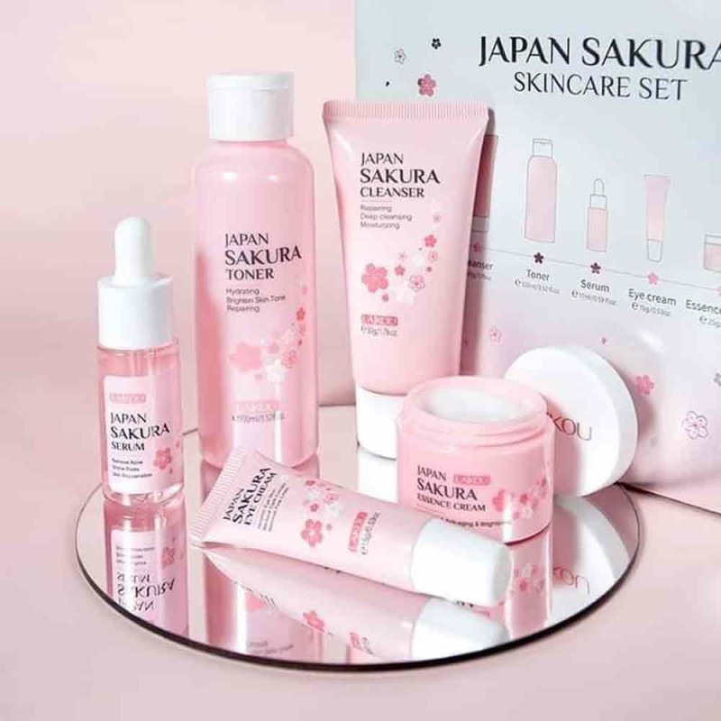 Laikou Japan Sakura Skincare Set