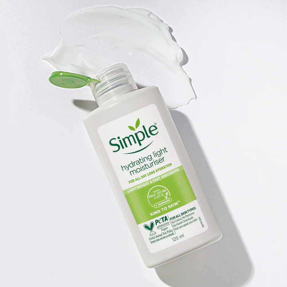 Simple Kind to Skin Hydrating Light Moisturiser - 125 ml